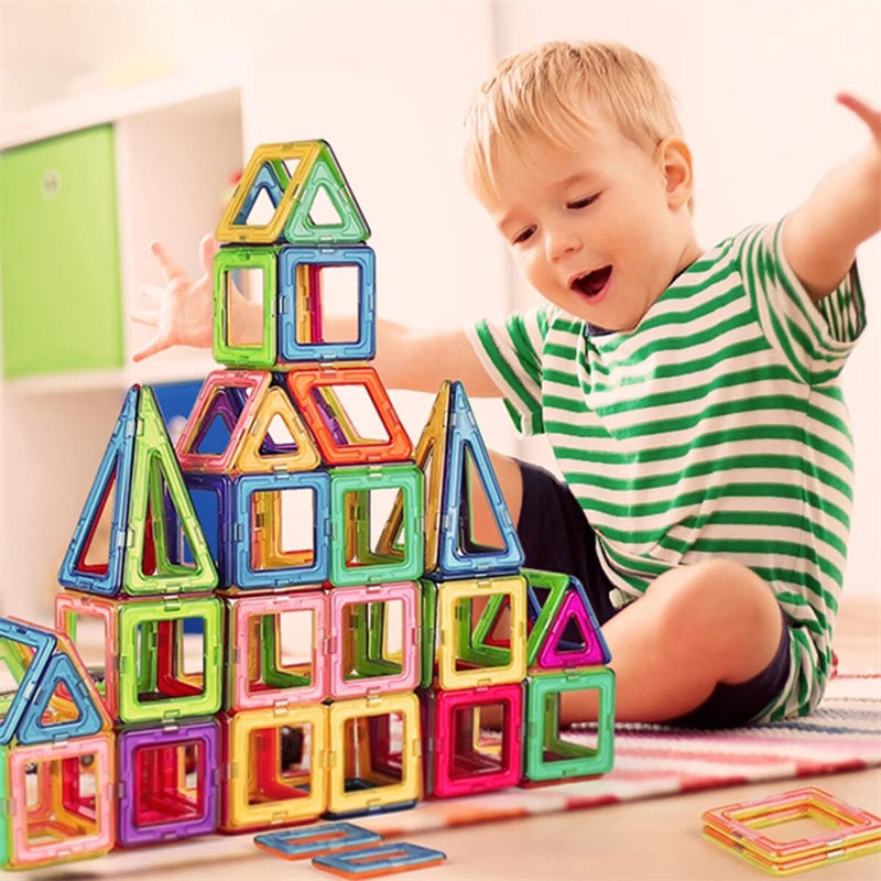 Blocos Magnéticos DIY — Brinquedo Educativo STEM para Crianças